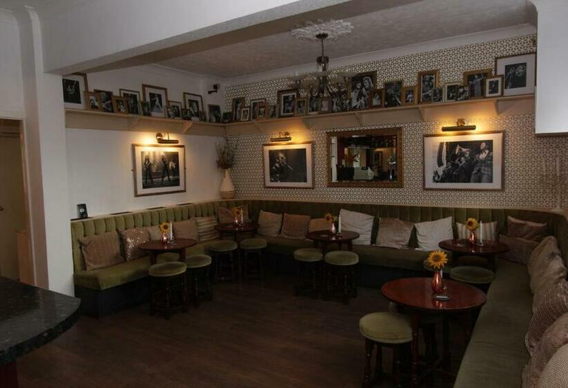 فندق Abbey Grange