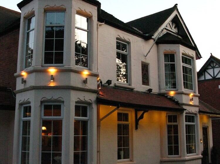 فندق Abbey Grange