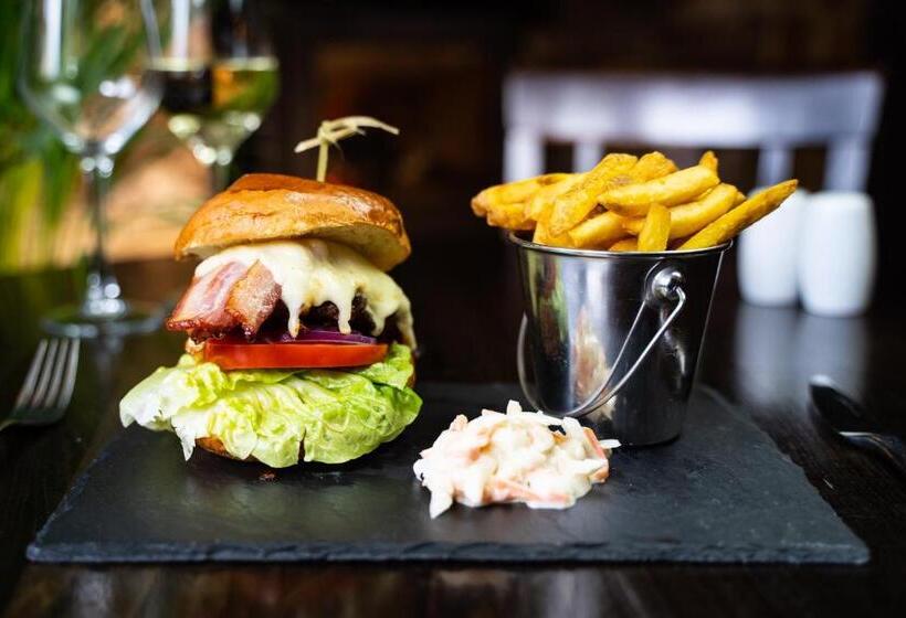 فندق Black Horse