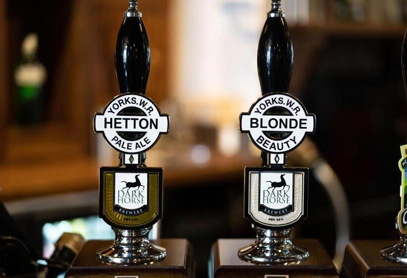 فندق Black Horse