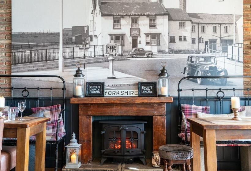 ホテル Grantham Arms