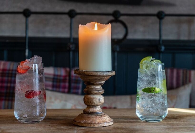 ホテル Grantham Arms