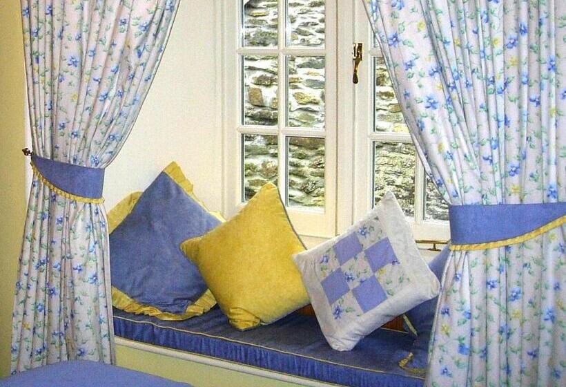 בית מלון כפרי Polraen Country House