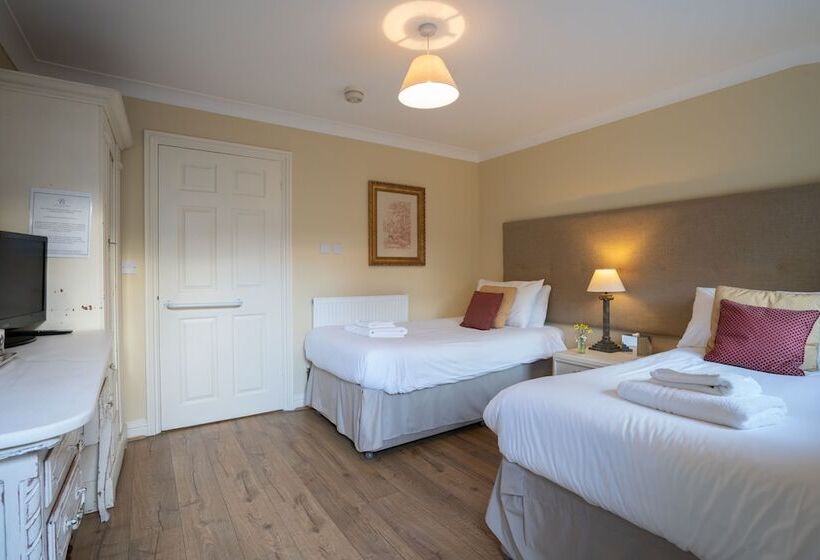 Отель The Bedingfeld Arms