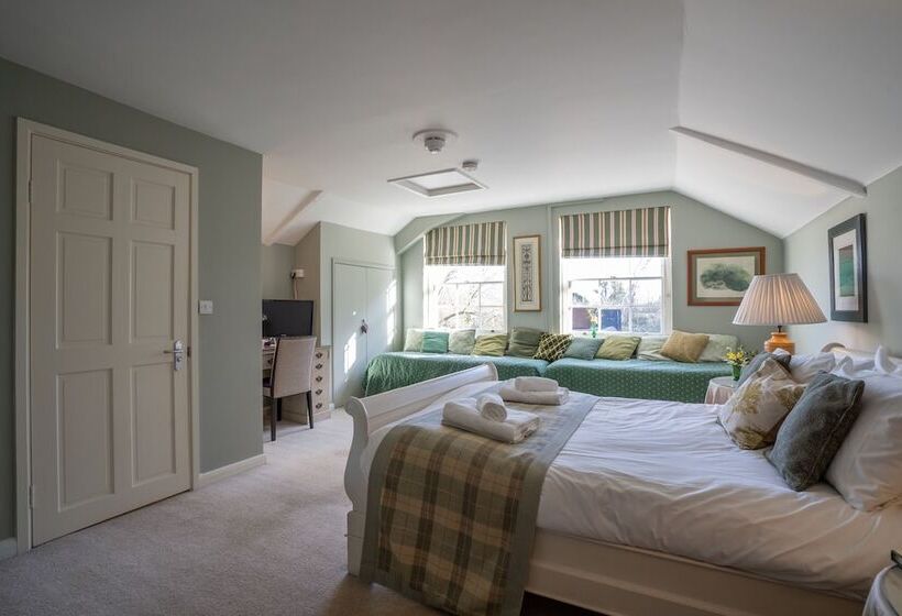 Отель The Bedingfeld Arms