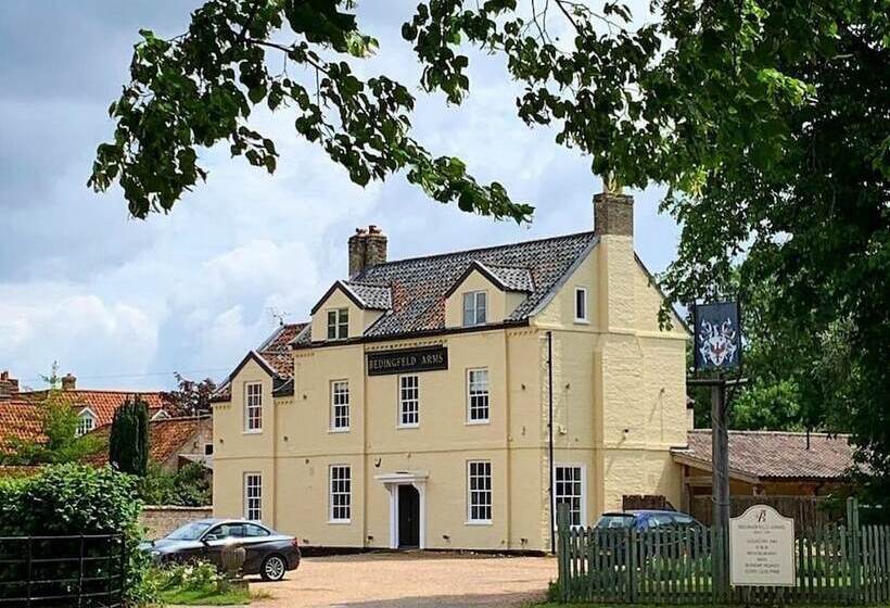 Отель The Bedingfeld Arms