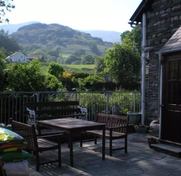 Hotelli The Black Bull Inn And