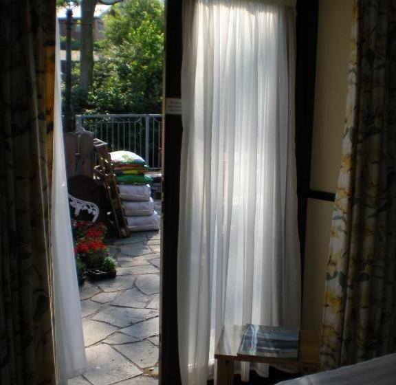 酒店 The Black Bull Inn And