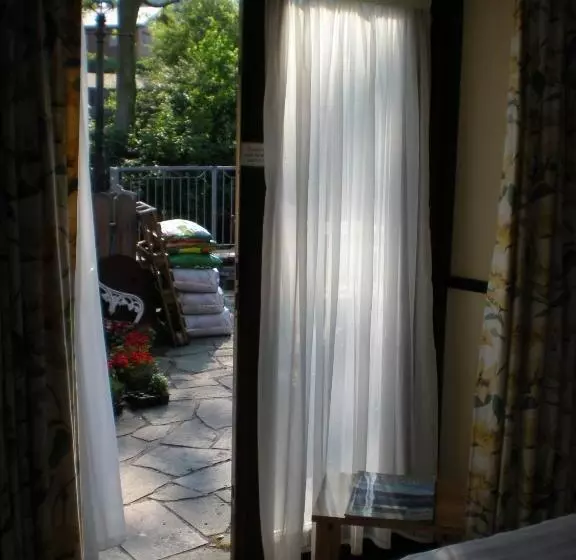 Hotelli The Black Bull Inn And