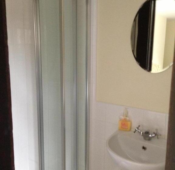 مبيت وإفطار Langley Inn