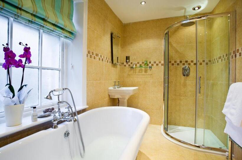 مبيت وإفطار Castle House B And B