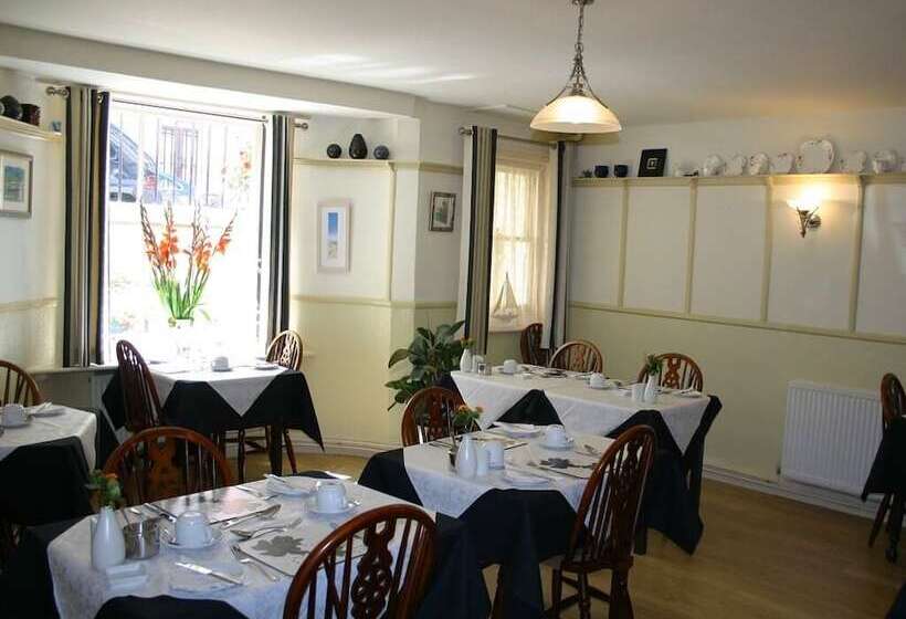 مبيت وإفطار Cromwell House