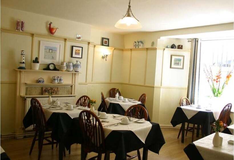 مبيت وإفطار Cromwell House