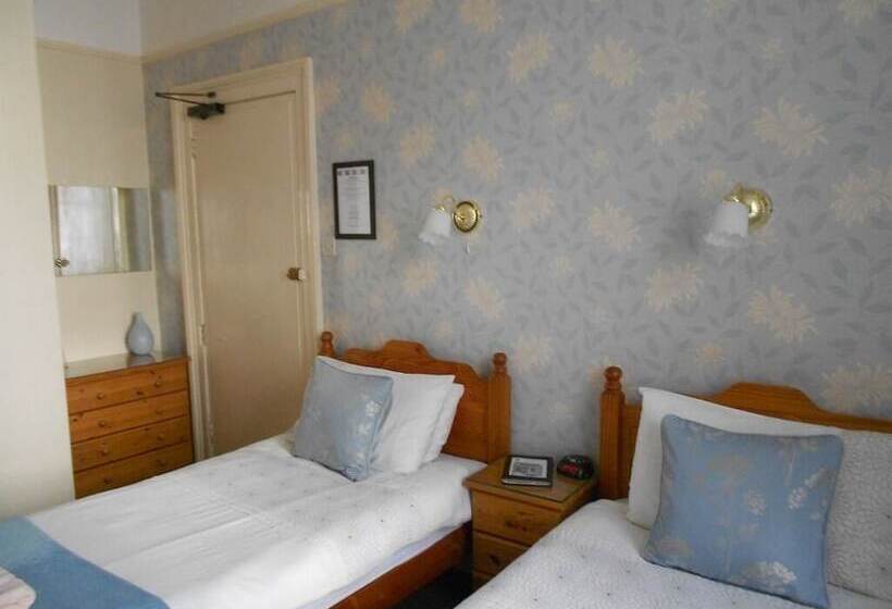 مبيت وإفطار Cromwell House