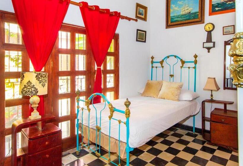 تختخواب و صبحانه Mauricio Babilonia