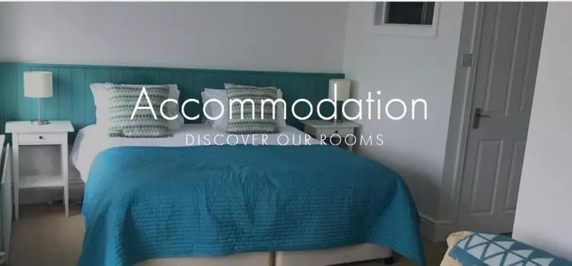 Aamiaismajoitus (B&B) Seabreeze Restaurant With Rooms