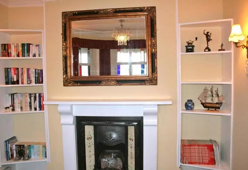 Bed and Breakfast The Minadab Cottage