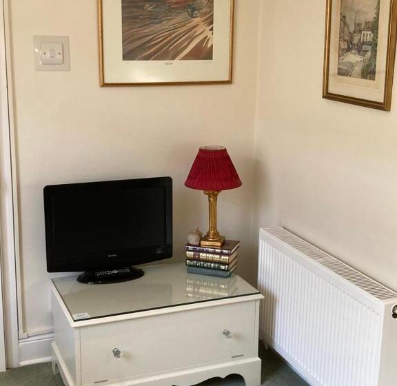 مبيت وإفطار The Norwood Guest House