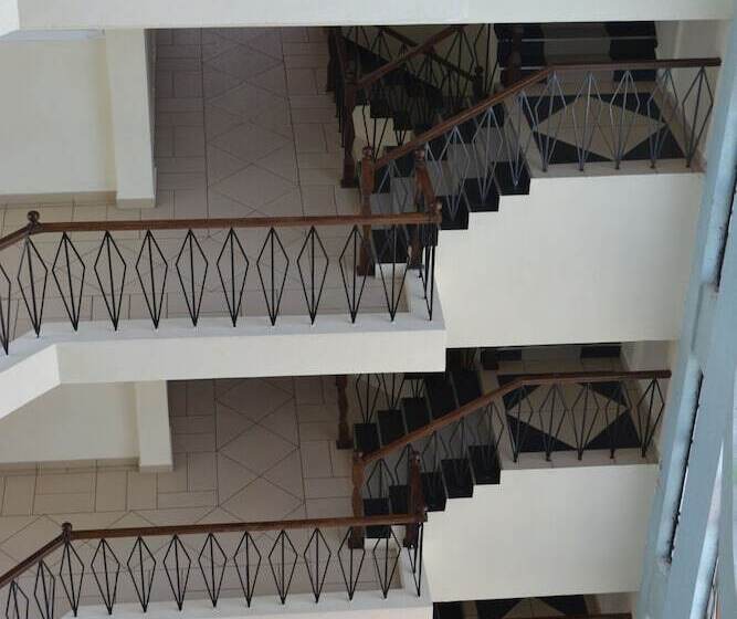 Cowrie Shell Beach Apartments Official