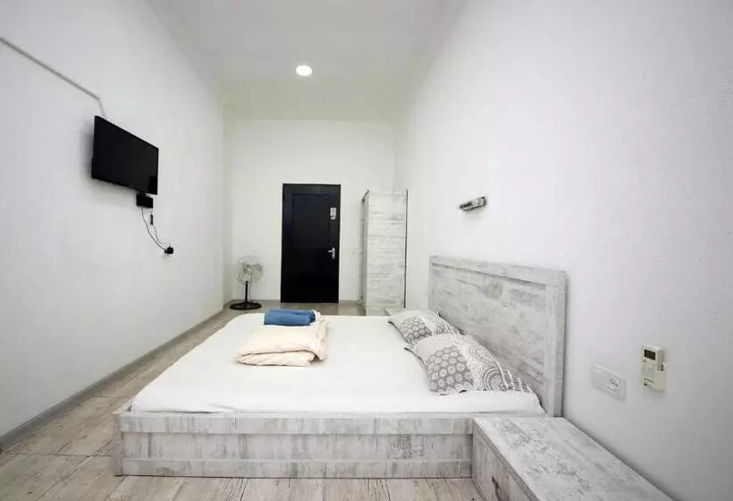 Hostel Mandaria