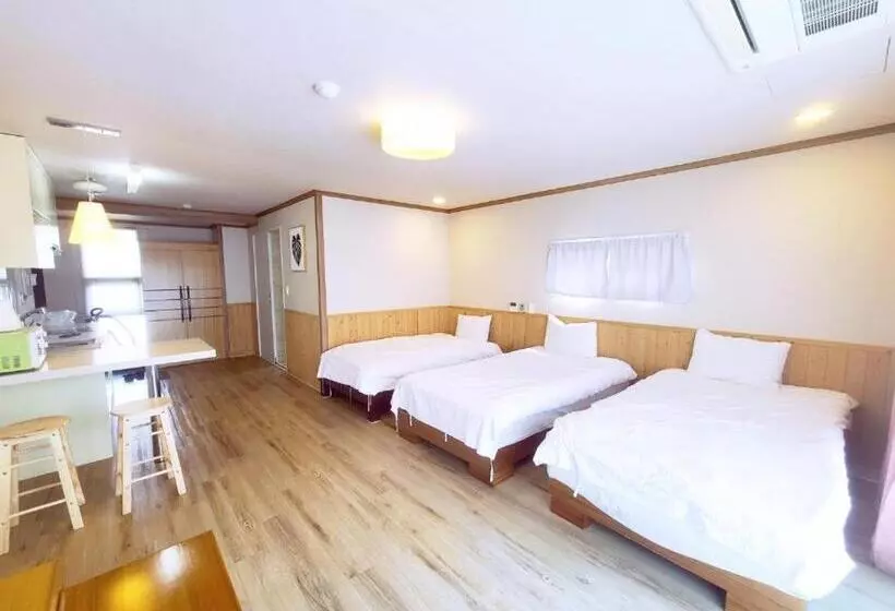 ホテル Dombe Resort