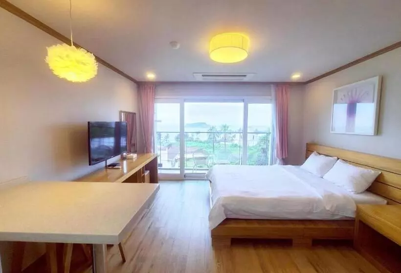 ホテル Dombe Resort