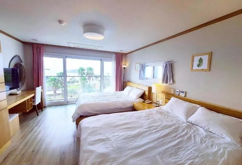 ホテル Dombe Resort