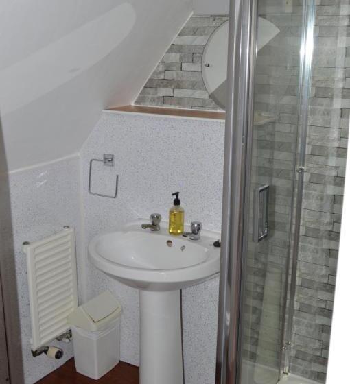 בית מלון כפרי Hunters Lodge