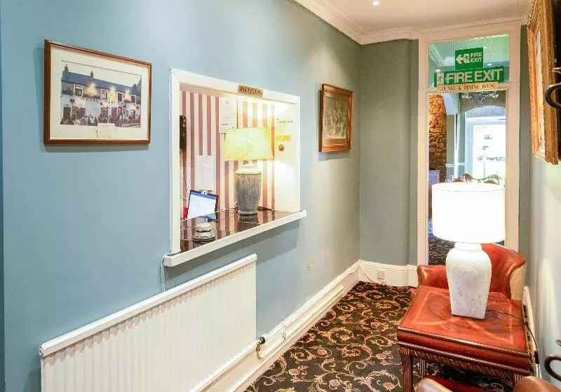 ホテル Lamphey Hall