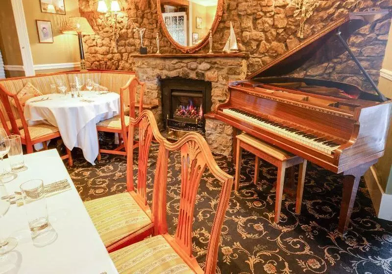 ホテル Lamphey Hall