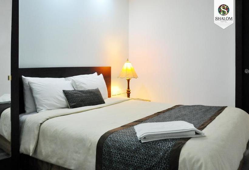 호텔 Shalom