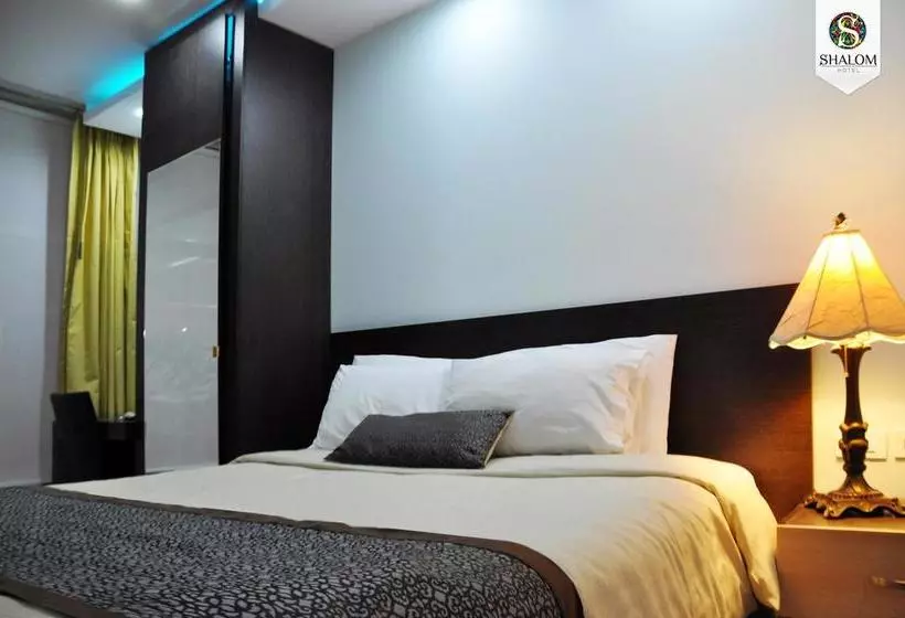 Hotel Shalom