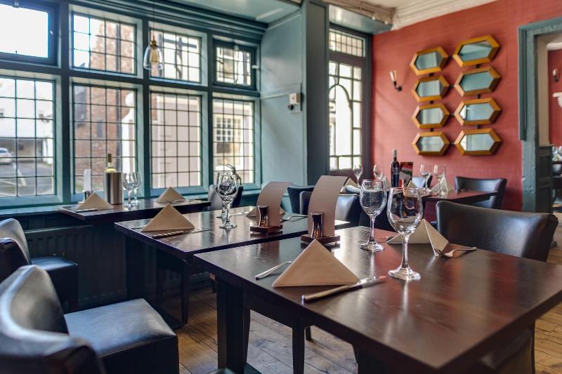 ホテル The Ancient Gatehouse & Rugantino Restaurant