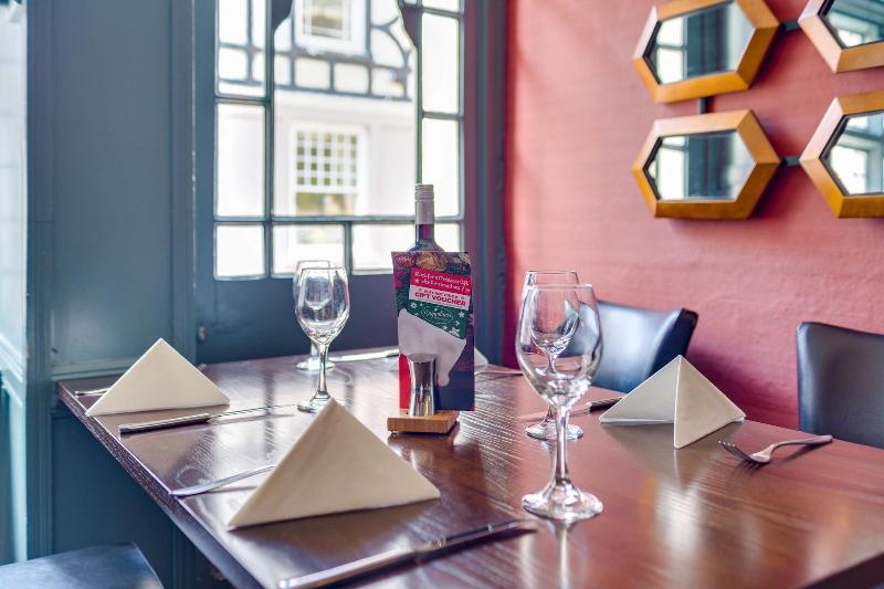 ホテル The Ancient Gatehouse & Rugantino Restaurant