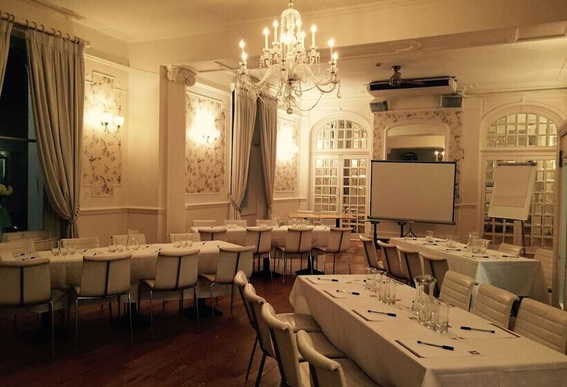 فندق The Burlington