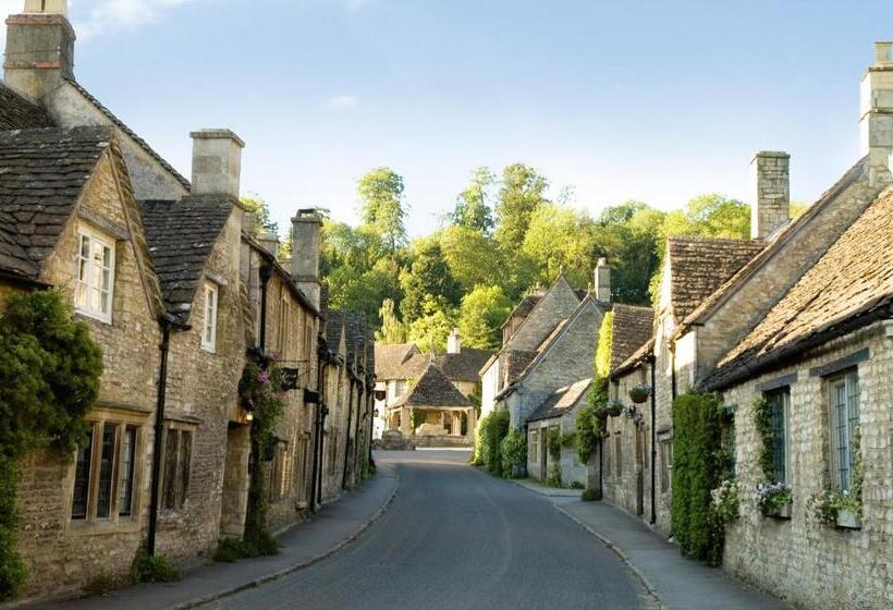 호텔 The Castle Inn