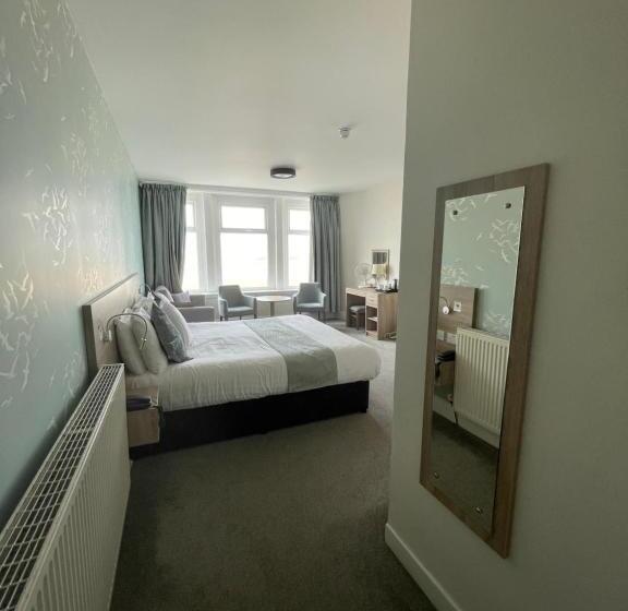 בית מלון כפרי The Clarendon