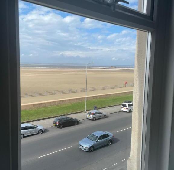 בית מלון כפרי The Clarendon