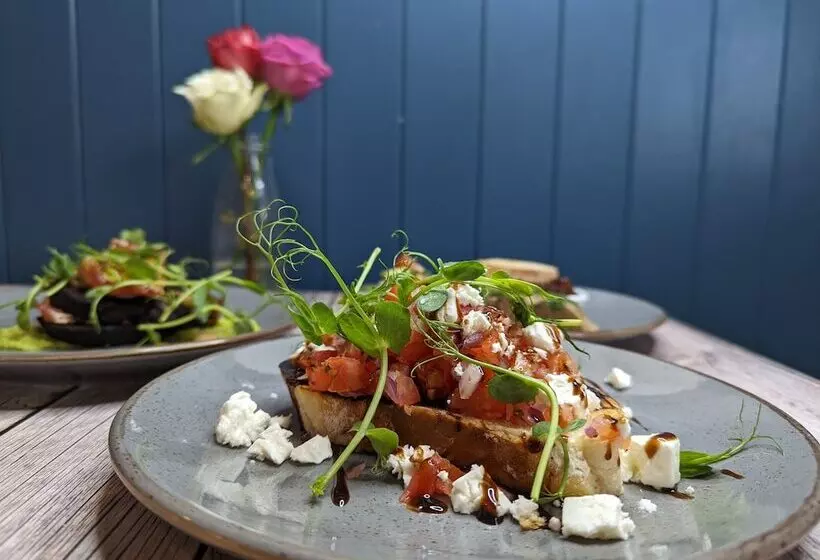 Hotelli The Coach House Inn