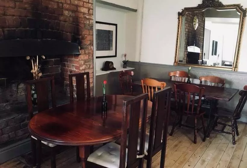 Hotelli The Cross Keys