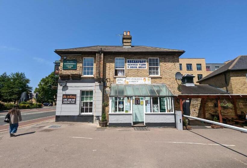 فندق The Earl Of Derby