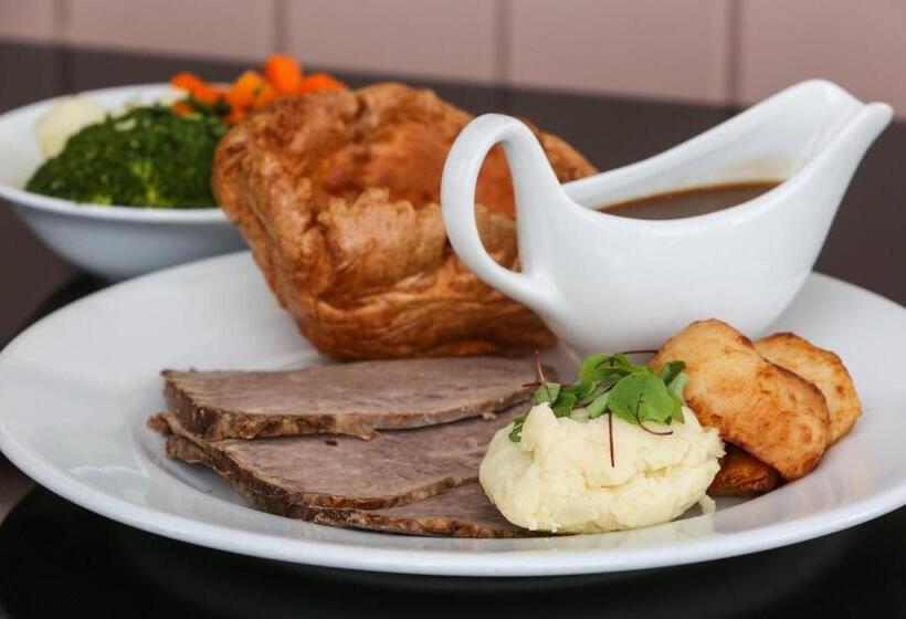 فندق The White House Inn   Whitby