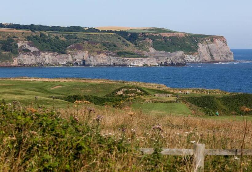 فندق The White House Inn   Whitby