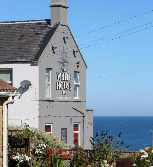 هتل The White House Inn   Whitby