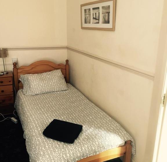 בית מלון כפרי The Winston