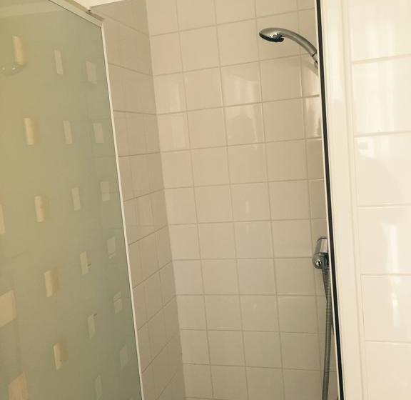 בית מלון כפרי The Winston