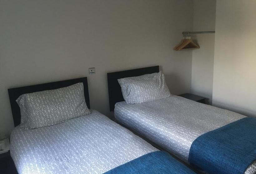 בית מלון כפרי The Winston