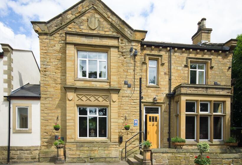 فندق Wakefield Limes Lodge