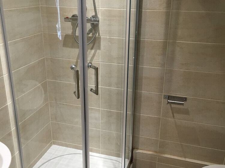 فندق Wakefield Limes Lodge