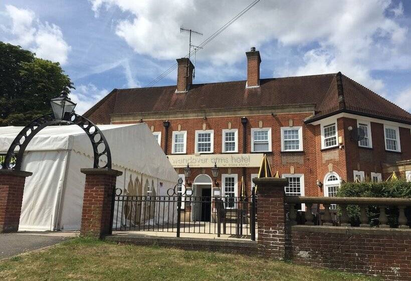 فندق Wendover Arms